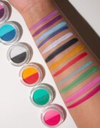 Revolution Relove Water Activated Liner tekoče črtalo za oči odtenek Cryptic 68 g