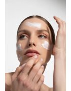 Revuele Double Hyaluron + B5 Moisturizer vlažilna krema proti gubam 50 ml