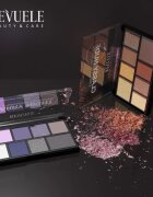 Revuele Eyeshadow Collection paleta senčil za oči odtenek Starry Night 15 g