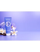 Revuele Violet Vanilla Delight Fragranced Hydrating Body Cream vlažilna krema za telo za ženske 250 ml