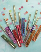 Rude Cosmetics Gimme Shimmer dolgoobstojno črtalo za oči odtenek Lucky Penny 2.5 g