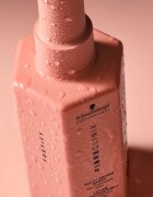 Schwarzkopf Professional Fibre Clinix Fortify Multi-Repair Spray regeneracijska nega za poškodovane in krhke lase v pršilu 200 ml