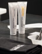 Sebastian Professional Cellophanes maska ki vrača sijaj barvanim lasem odtenek Clear 300 ml