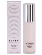 Sensai Cellular Performance Emulsion II (Moist) emulzija proti gubam za normalno do suho kožo 50 ml