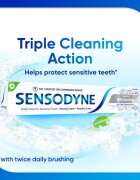 Sensodyne Extra Whitening belilna zobna pasta s fluoridom za občutljive zobe 2x75 ml