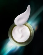 Shiseido Future Solution LX Legendary Enmei Ultimate Brillance Eye Cream pomlajevalna in posvetlitvena krema za predel okoli oči 15 ml