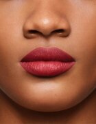 Shiseido LipLiner InkDuo šminka in svinčnik za ustnice z balzamom odtenek 09 Scarlet 1.1 g