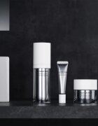 Shiseido Men Total Revitalizer Eye lahka krema za predel okoli oči za moške 15 ml
