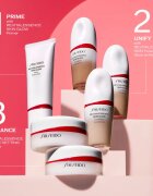 Shiseido Revitalessence Loose Setting Powder puder v prahu odtenek 01 Hydrating Glow 7 g
