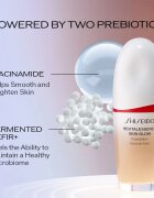 Shiseido Revitalessence Skin Glow Foundation lahki tekoči puder s posvetlitvenim učinkom SPF 30 odtenek Silk 30 ml