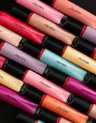 Shiseido Shimmer GelGloss bleščeči sijaj za ustnice z vlažilnim učinkom odtenek 07 Shin Ku Red 9 ml