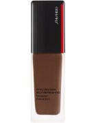 Shiseido Synchro Skin Self-Refreshing Foundation Advanced dolgoobstojen tekoči puder SPF 30 odtenek 560 Obsidian 30 ml