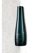 Shu Uemura Ultimate Reset šampon za barvane kemično obdelane lase in posvetljene lase 300 ml