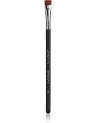 Sigma Beauty Eyes E15 ploščat čopič za detajle 1 kos
