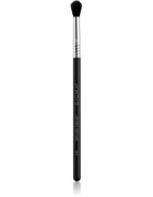 Sigma Beauty Eyes E38 čopič za konture senčil za oči 1 kos