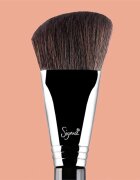 Sigma Beauty Face F23 Soft Angle Contour™ Brush čopič za konture 1 kos