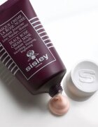Sisley Black Rose Cream Mask kremasta maska za zmanjšanje znakov staranja za intenzivno hidracijo 60 ml