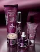 Sisley Black Rose Precious Face Oil hranilno olje za obraz z revitalizacijskim učinkom proti gubam 25 ml