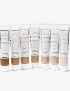 Sisley Phyto-Hydra Teint tonirana vlažilna krema s posvetlitvenim učinkom SPF 15 odtenek 4 Tan 40 ml
