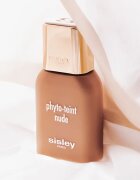 Sisley Phyto-Teint Nude posvetlitveni in vlažilni tekoči puder za naraven videz odtenek 1N Ivory 30 ml