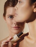 Sisley Phyto-Teint Perfection visoko prekrivni tekoči puder za posvetlitev in zgladitev kože odtenek 3W2 - Hazel 30 ml