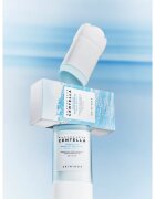 SKIN1004 Madagascar Centella Hyalu-Cica Silky-Fit Sun Stick zaščitna vlažilna paličica SPF 50+ 20 g