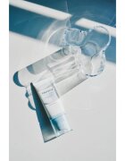 SKIN1004 Madagascar Centella Hyalu-Cica Water-Fit Sun Serum zaščitni serum z vlažilnim učinkom SPF 50+ 50 ml