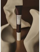 SKIN1004 Madagascar Centella Probio-Cica Bakuchiol Eye Cream krema proti gubam za predel okoli oči s pomirjajočim učinkom