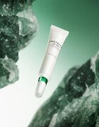 SKIN1004 Madagascar Centella Tea-Trica Spot Cream lokalna nega proti aknam s pomirjajočim učinkom 20 ml