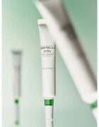 SKIN1004 Madagascar Centella Tea-Trica Spot Cream lokalna nega proti aknam s pomirjajočim učinkom 20 ml