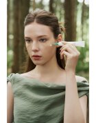 SKIN1004 Madagascar Centella Tea-Trica Spot Cream lokalna nega proti aknam s pomirjajočim učinkom 20 ml