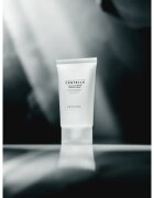 SKIN1004 Madagascar Centella Tone Brightening Capsule Cream revitalizacijska in posvetlitvena krema s pomirjajočim učinkom 75 ml