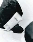 SKIN1004 Madagascar Centella Tone Brightening Capsule Cream revitalizacijska in posvetlitvena krema s pomirjajočim učinkom 75 ml