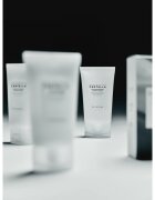 SKIN1004 Madagascar Centella Tone Brightening Capsule Cream revitalizacijska in posvetlitvena krema s pomirjajočim učinkom 75 ml