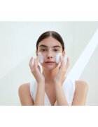 SKIN1004 Madagascar Centella Tone Brightening Cleansing Gel Foam penasti čistilni gel za osvetljevanje kože in hidratacijo 125 ml