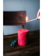 Smells Like Spells Rune Candle Freya dišeča sveča (love/relationship) 300 g