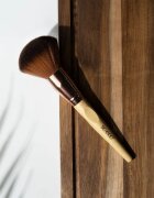 So Eco Bronzer Brush čopič za bronzer s hipoalergenimi ščetinami 1 kos