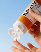 Some By Mi V10 Hyal Air Fit Sunscreen lahka zaščitna krema za obraz SPF 50+ 50 ml
