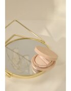thim Luminous Skin Cushion dolgoobstojni tekoči puder v gobici za osvetljevanje kože in hidratacijo odtenek 19 Porcelain 15 g