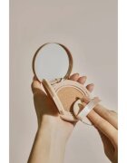 thim Luminous Skin Cushion dolgoobstojni tekoči puder v gobici za osvetljevanje kože in hidratacijo odtenek 21 Light Beige 15 g