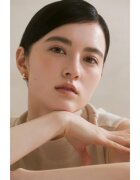 thim Satin Lip Glaze dolgoobstojni sijaj za ustnice z vlažilnim učinkom odtenek 02 Haze Coral 6 g