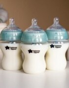 Tommee Tippee Advanced Anti-Colic steklenička za dojenčke proti kolikam samosterilizacijski Slow Flow 0m+ 3x260 ml