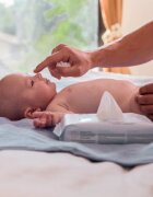 Topicrem BABY Cleansing Water Wipes vlažni čistilni robčki za otroke 60 kos