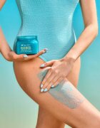 Tree Hut Shea Sugar Scrub Blue Musk sladkorni piling za telo 510 g