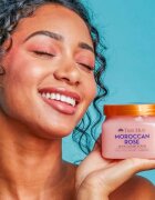 Tree Hut Shea Sugar Scrub Moroccan Rose sladkorni piling z karitejevim maslom 510 g