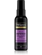 TRESemmé Heat Protection Defence Spray pršilo za zaščito las med toplotnim oblikovanjem z likalnikom ali kodralnikom 60 ml