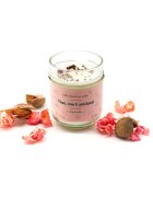 Tropicandle Plum Rose & Patchouli dišeča sveča 170 ml