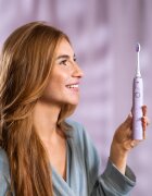 TrueLife SonicBrush Clean70 UV sonična zobna ščetka Lavender 1 kos