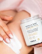 Truly Vanilla Baby intenzivno vlažilno maslo za telo z bisernim sijajem 198 ml