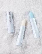 Unleashia Glacier Vegan Lip Balm vlažilni balzam za ustnice z bleščicami odtenek No.1 Snow Frost 3.3 g